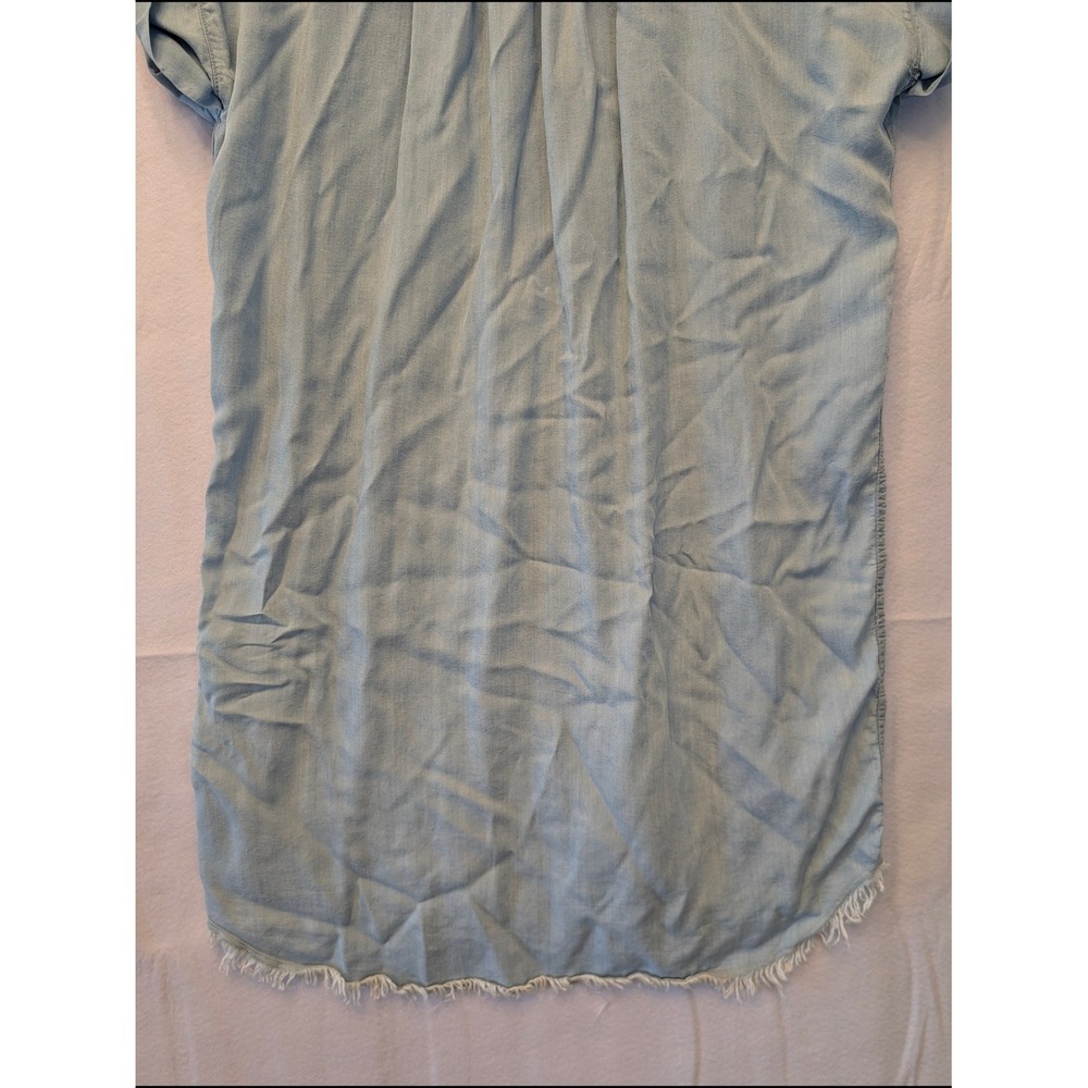 Thread & Supply Light Wash Lyocell Chambray Shirt Dress Frayed Hem Size Medium - Picture 11 of 15